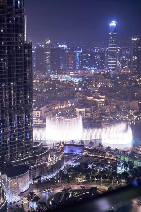 Larbi Breathtaking Burj And Fountain View Luxurious 2 Bed Apartment Dubai Exterior photo