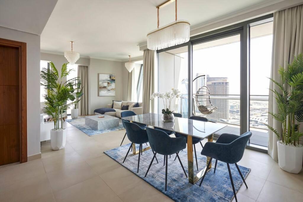 Larbi Breathtaking Burj And Fountain View Luxurious 2 Bed Apartment Dubai Exterior photo